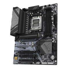 Cartes mères - GIGABYTE - B650 EAGLE AX Carte mère - AMD Ryzen série 9000, VRM 12+2+2 phases, jusqu'à 7600 MHz DDR5 (OC), 1xPCIe