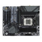 Cartes mères - GIGABYTE - B650 EAGLE AX Carte mère - AMD Ryzen série 9000, VRM 12+2+2 phases, jusqu'à 7600 MHz DDR5 (OC), 1xPCIe