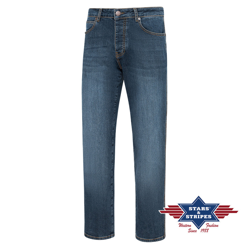 SAS_DERRICK - The Derrick model is a classically cut,...