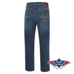 SAS_DERRICK - The Derrick model is a classically cut,...